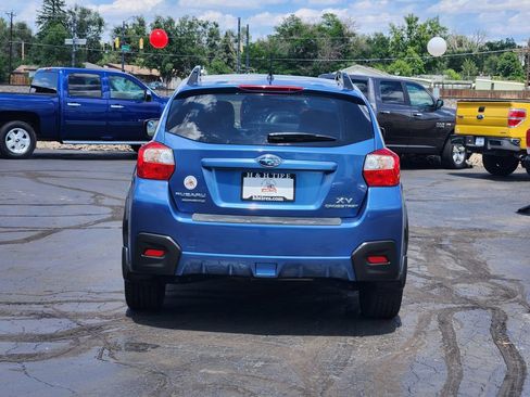 Used 2014 Subaru Crosstrek 2.0i Premium w/ Moonroof Package AWD/4WD image 10
