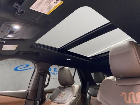 Certified 2021 Ford Explorer King Ranch w/ Premium Technology Package AWD/4WD image 3