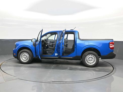 New 2025 Ford Maverick XL w/ 4K Tow Package image 29