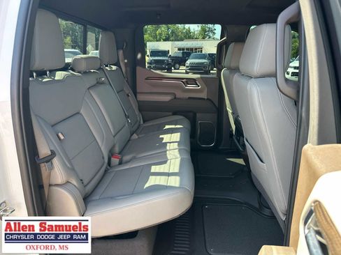 Used 2024 Chevrolet Silverado 1500 RST AWD/4WD image 10