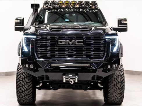 Used 2024 GMC Sierra 2500 Denali Ultimate w/ Max Trailering Package AWD/4WD image 4