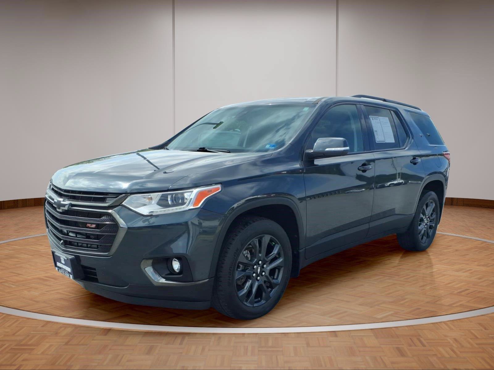 Used 2021 Chevrolet Traverse RS FWD image 3