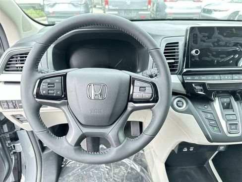 New 2026 Honda Odyssey EX-L image 18