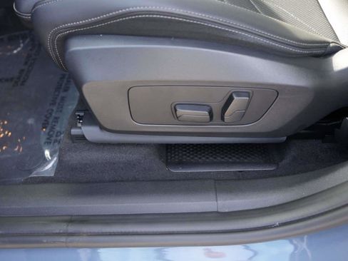 Used 2024 BMW X1 xDrive28i w/ Premium Package image 16