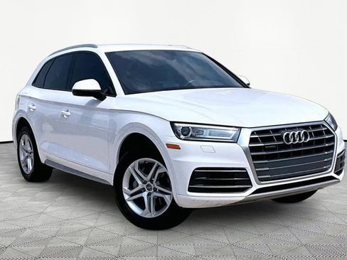Used 2018 Audi Q5 2.0T Premium w/ Convenience Package AWD/4WD image 11