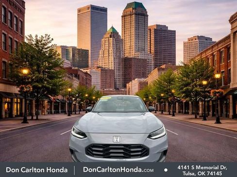 Used 2024 Honda HR-V Sport image 2