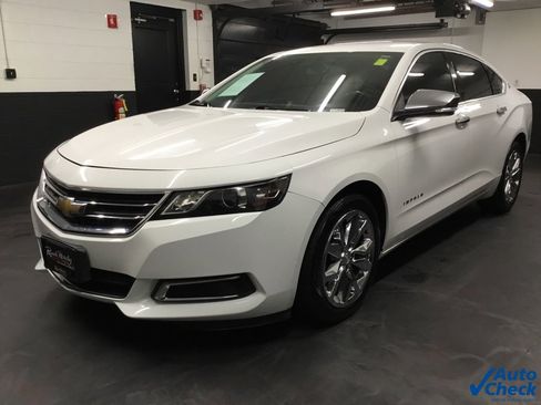 Used 2016 Chevrolet Impala LT w/ Convenience Package image 5