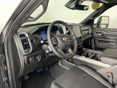 New 2026 RAM 2500 Big Horn AWD/4WD image 3