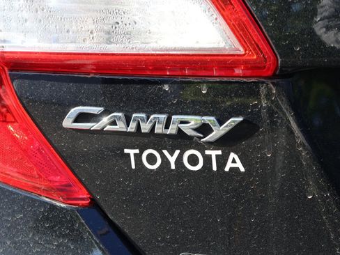 Used 2013 Toyota Camry SE w/ Convenience Pkg FWD image 8