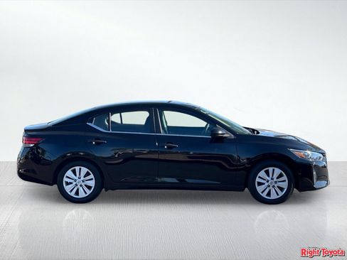 Used 2024 Nissan Sentra S FWD image 7