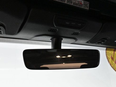 Used 2022 Jeep Wrangler Unlimited Rubicon w/ Cold Weather Group image 28