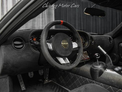 Used 2006 Ford GT image 8