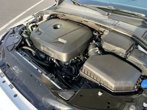 Used 2016 Volvo S80 T5 w/ Climate Package FWD image 32