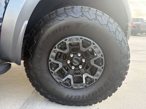 Used 2023 Ford F150 Raptor AWD/4WD image 5