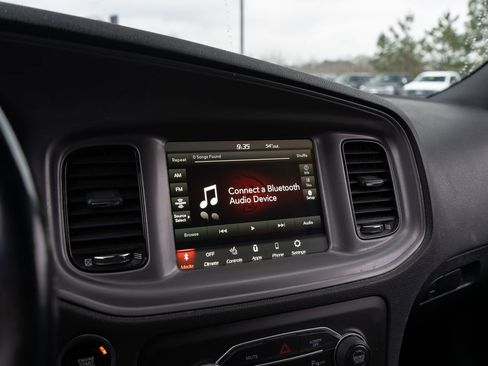 Used 2023 Dodge Charger SXT w/ Blacktop Package image 23