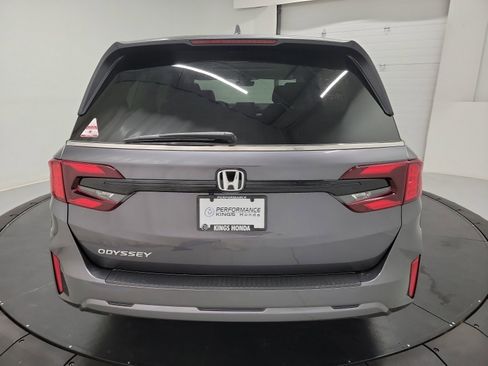 Used 2025 Honda Odyssey EX-L image 8