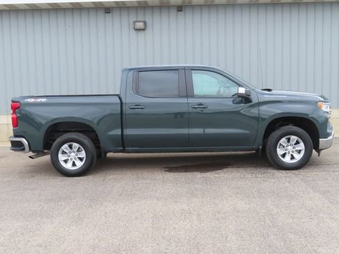 Used 2025 Chevrolet Silverado 1500 LT AWD/4WD image 2