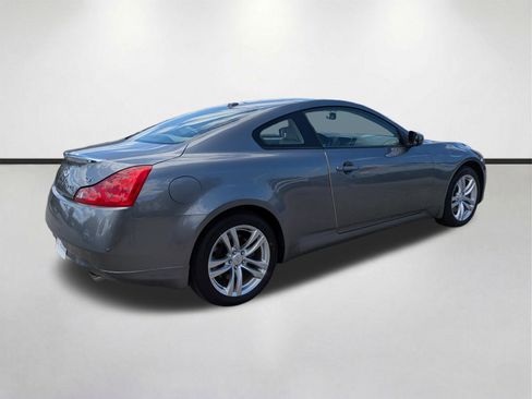 Used 2010 INFINITI G37 x w/ Premium Pkg AWD/4WD image 4