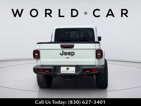 Used 2020 Jeep Gladiator Rubicon AWD/4WD image 6