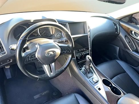 Used 2019 INFINITI Q50 Luxe image 9