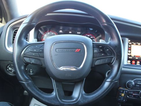 Used 2018 Dodge Charger R/T w/ Blacktop Package image 27