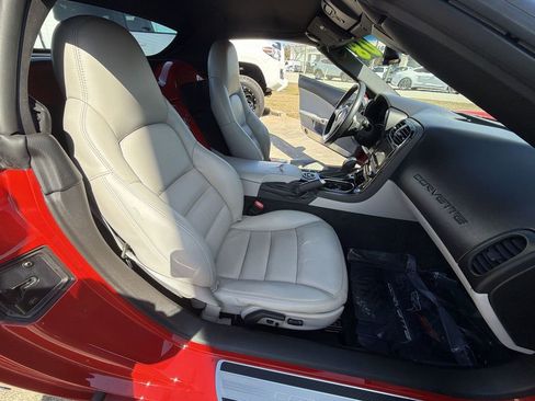 Used 2008 Chevrolet Corvette Convertible w/ Preferred Equipment Group image 32