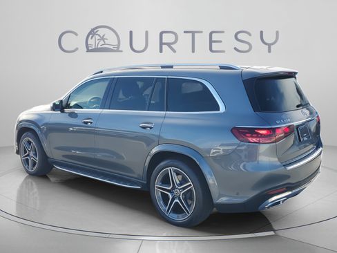 Certified 2026 Mercedes-Benz GLS 450 4MATIC image 3