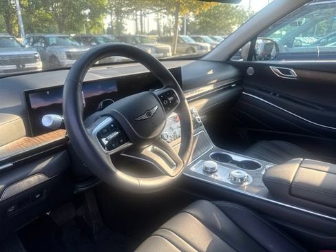 Used 2025 Genesis GV80 2.5T Select AWD/4WD image 10