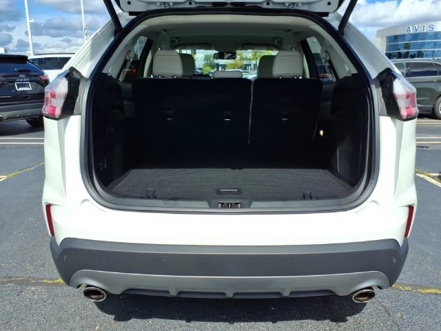 Used 2024 Ford Edge Titanium w/ Equipment Group 301A AWD/4WD image 9