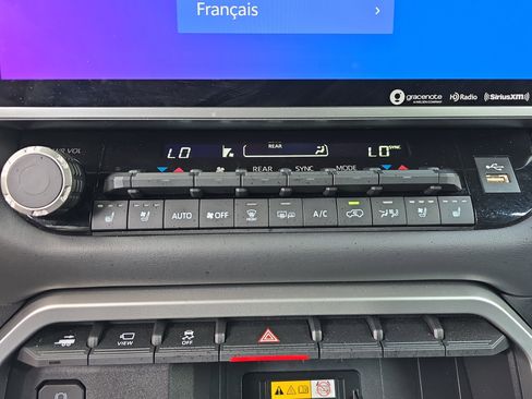 Used 2024 Toyota Sequoia Platinum image 21