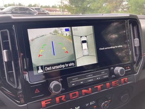 Used 2025 Nissan Frontier PRO-4X w/ Pro Convenience Package image 20