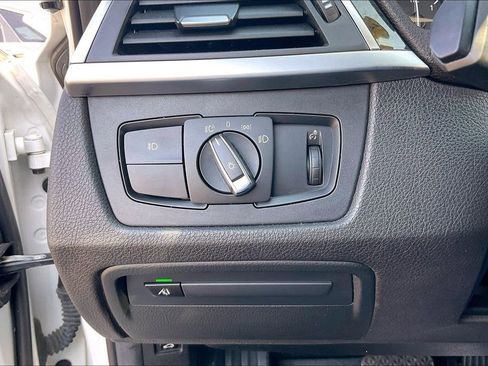 Used 2018 BMW 330i Sedan RWD image 36