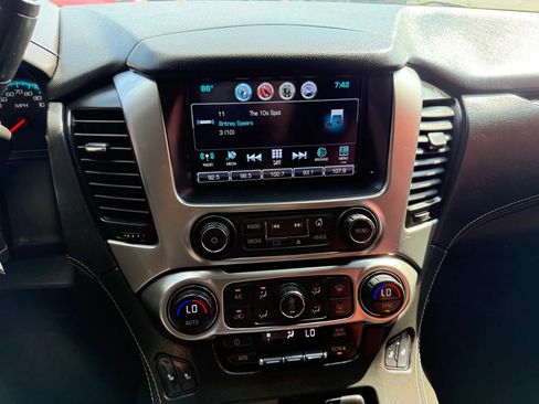 Used 2017 Chevrolet Tahoe LT image 18