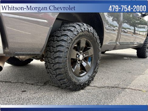 Used 2019 RAM 1500 Classic SLT AWD/4WD image 9