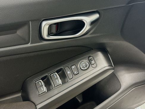Used 2025 Honda Civic Sport image 15