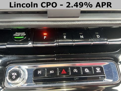 Certified 2025 Lincoln Corsair Reserve w/ Rear Removable Package Tray image 28