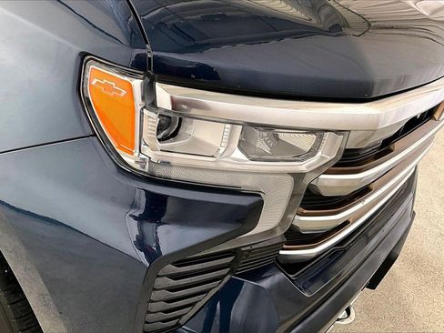 Used 2022 Chevrolet Silverado 1500 High Country w/ High Country Premium Package image 28