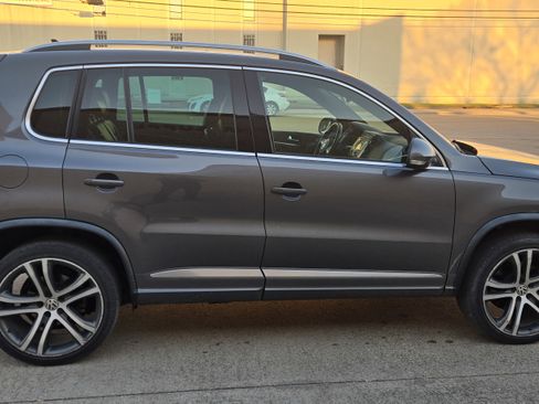 Used 2014 Volkswagen Tiguan R-Line image 10