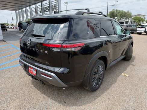 New 2026 Nissan Pathfinder SL w/ SL Premium Package FWD image 7