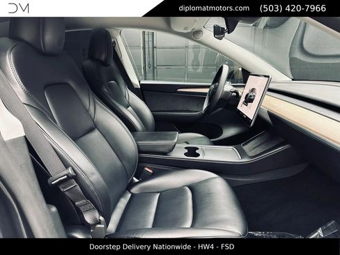 Used 2024 Tesla Model Y Performance AWD/4WD image 20