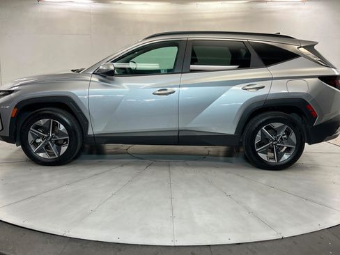 Used 2025 Hyundai Tucson SEL AWD/4WD image 2