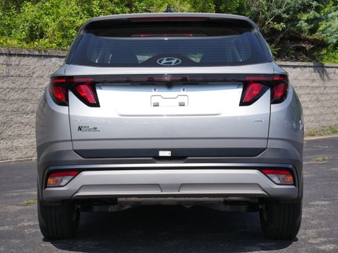 Used 2026 Hyundai Tucson SE AWD/4WD image 5
