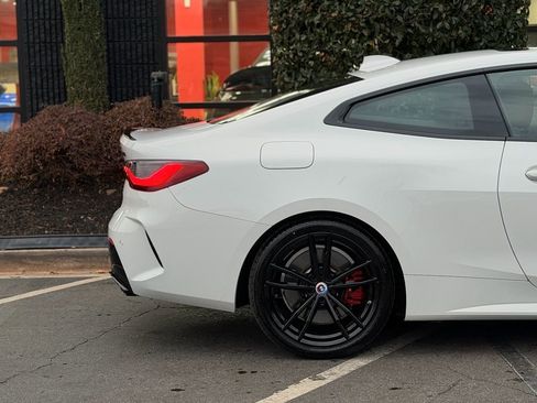 Used 2023 BMW M440i Coupe w/ Premium Package image 21