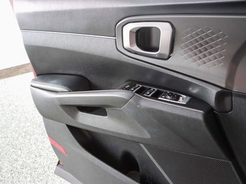 Used 2023 Kia Sorento LX image 21