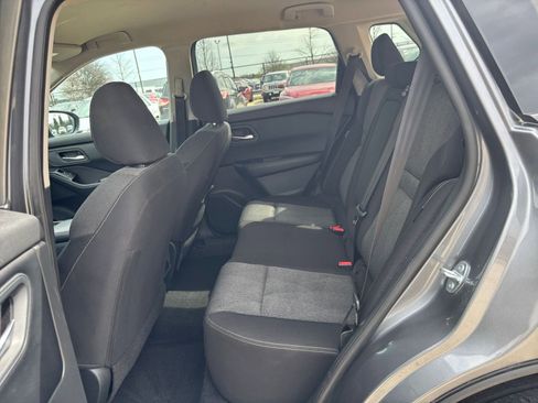 Used 2025 Nissan Rogue SV image 29