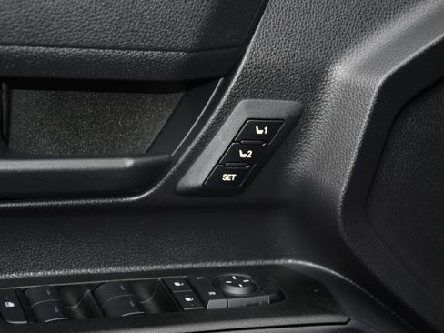 Certified 2025 Toyota 4Runner TRD Off-Road Premium image 12