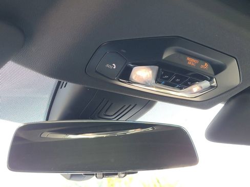 Used 2024 BMW 430i Convertible image 19