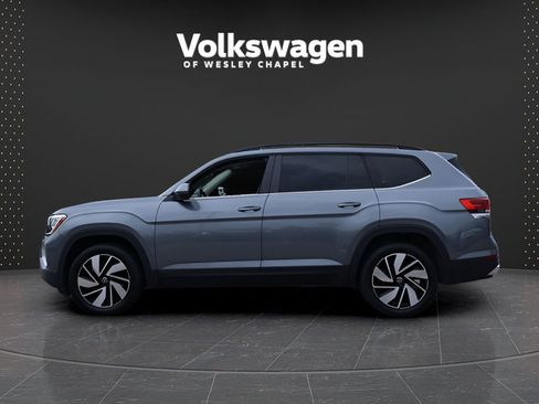 Certified 2025 Volkswagen Atlas SE AWD/4WD image 5