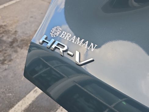 Certified 2024 Honda HR-V EX-L image 10
