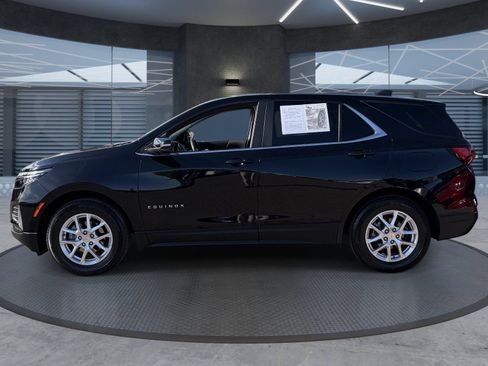 Certified 2024 Chevrolet Equinox LT FWD image 3